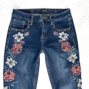 Miss me Jeans size 25 Embroidered Low Rise Skinny Flower Stretch Blue Denim